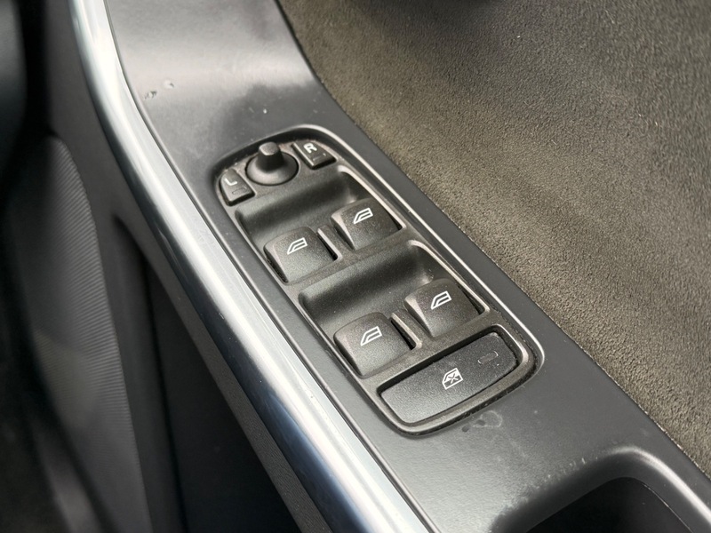 Used Volvo XC60 2015 for sale - 77572464: Photo 18