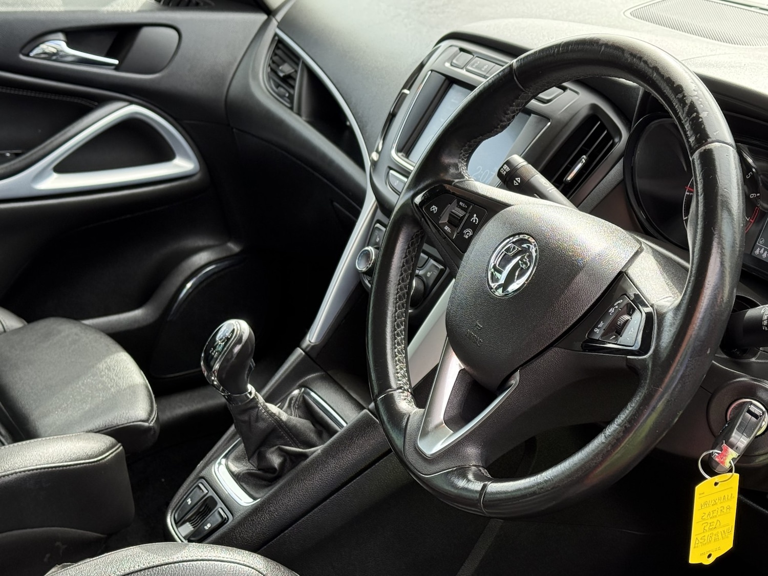 Used Vauxhall Zafira 2018 for sale - 78213571: Photo 2