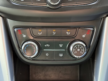 Used Vauxhall Zafira 2018 for sale - 78213571: Photo