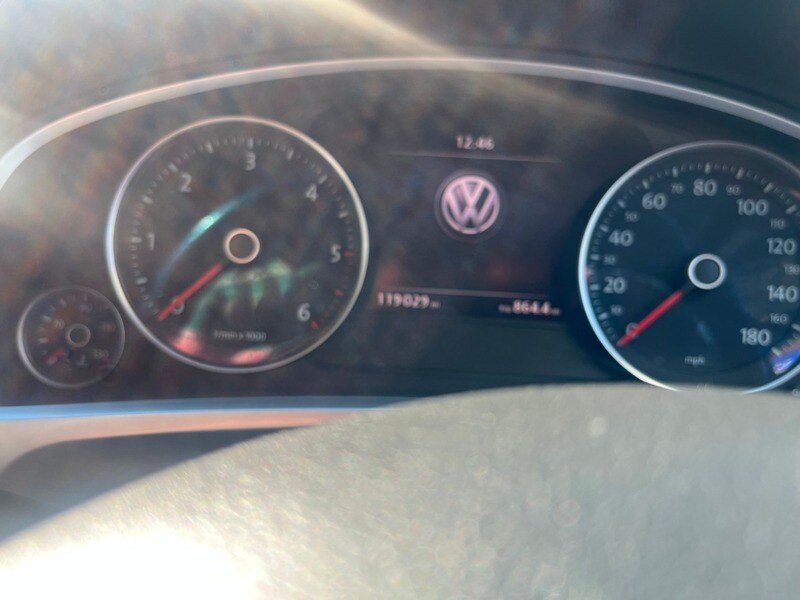 Used Volkswagen Touareg 2011 for sale - 77749338: Photo 27