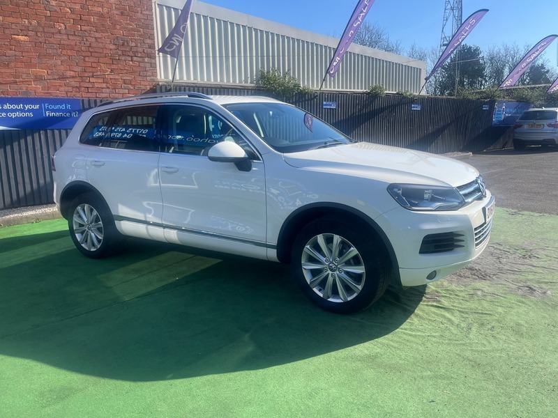 Used Volkswagen Touareg 2011 for sale - 77749338: Photo 4