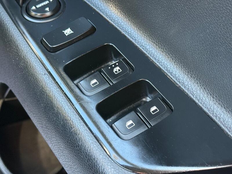 Used Kia Rio 2017 for sale - 78196739: Photo 29