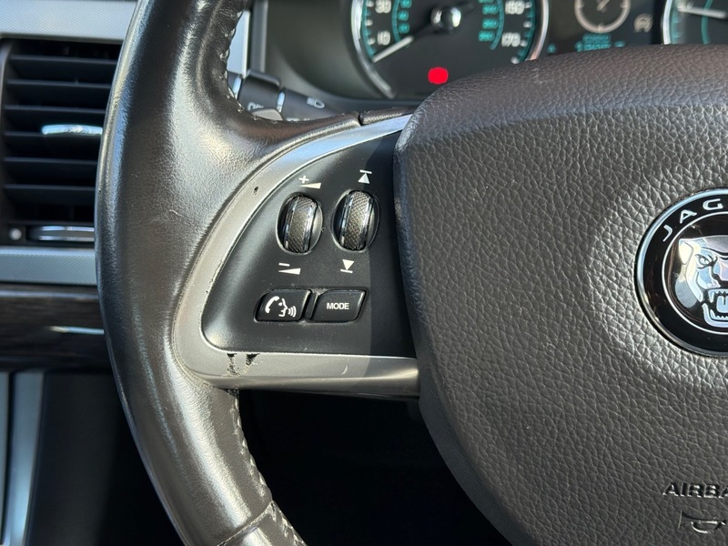 Used Jaguar XF 2015 for sale - 78045245: Photo 6