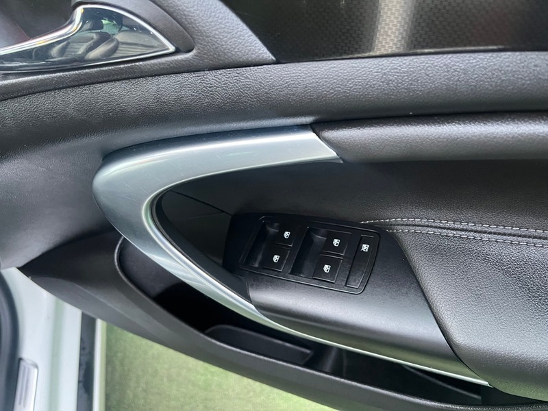 Used Vauxhall Insignia 2015 for sale - 76445911: Photo 17