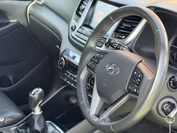 Used Hyundai TUCSON 2015 for sale - 79485407: Photo