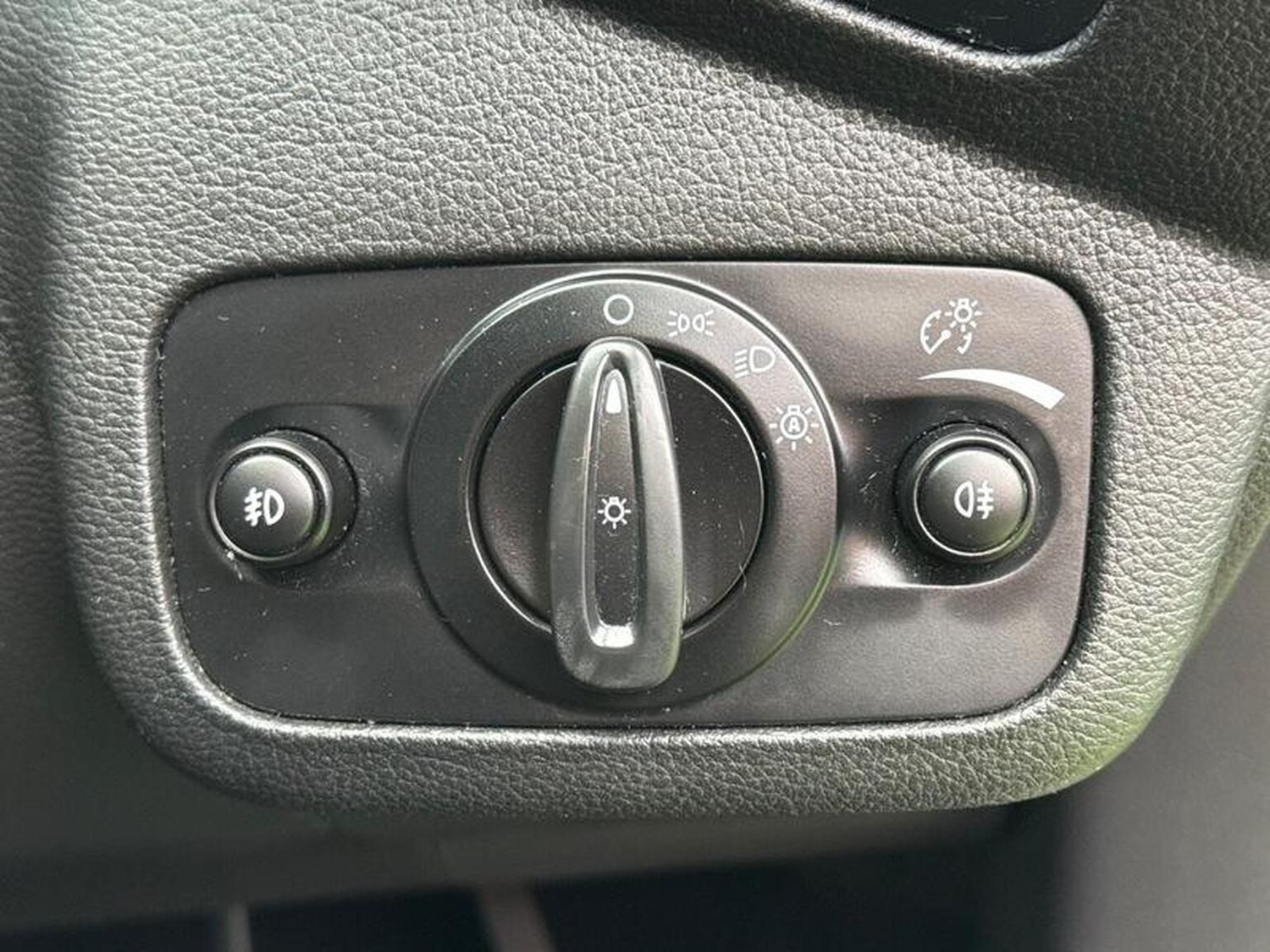 Used Ford Kuga 2016 for sale - 78196698: Photo 42