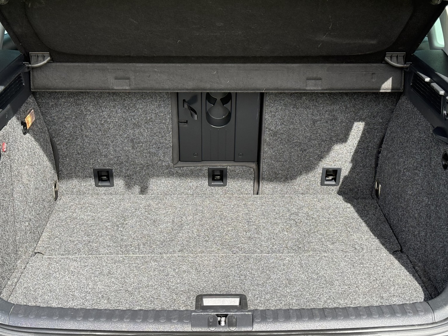 Used Volkswagen Tiguan 2015 for sale - 78201914: Photo 32