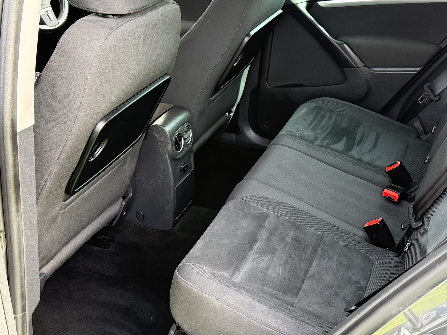 Used Volkswagen Tiguan 2015 for sale - 78201914: Photo 33