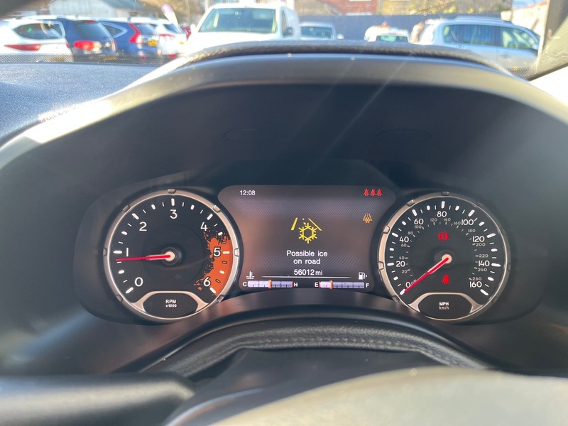 Used Jeep Renegade 2015 for sale - 76655617: Photo 17