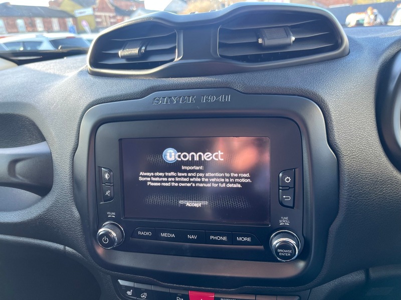 Used Jeep Renegade 2015 for sale - 76655617: Photo 19