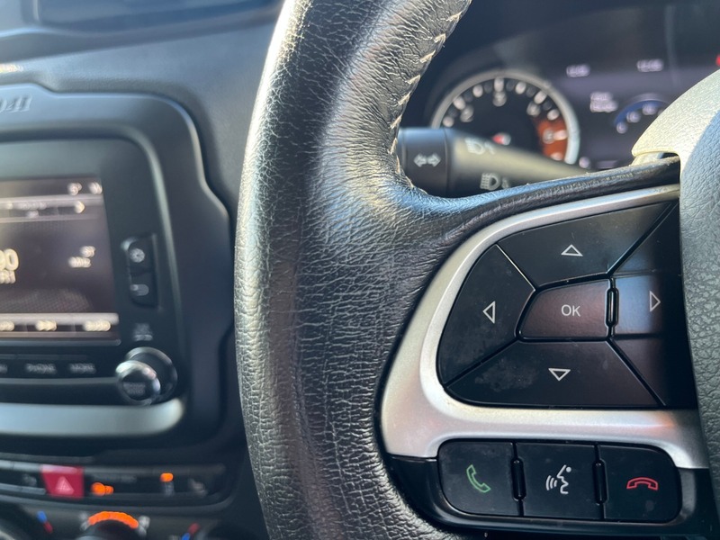 Used Jeep Renegade 2015 for sale - 76655617: Photo 22