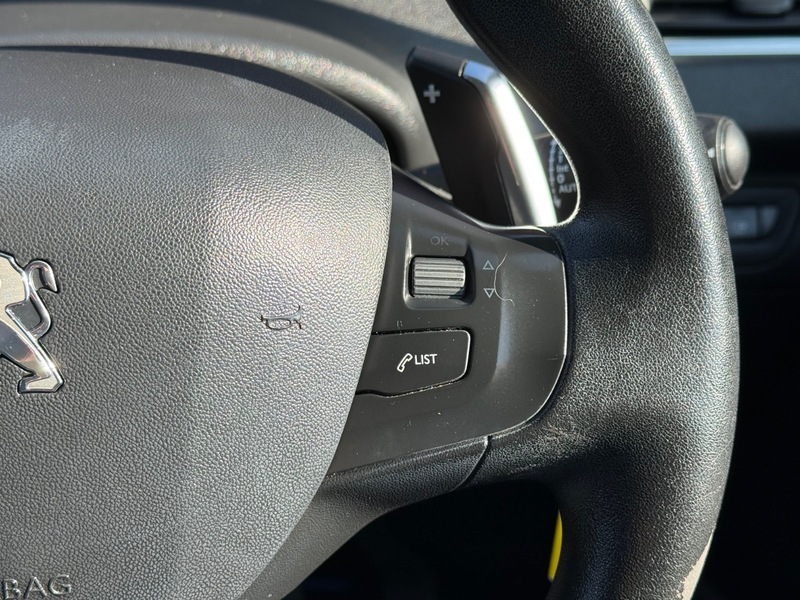 Used Peugeot 208 2012 for sale - 77766007: Photo 13