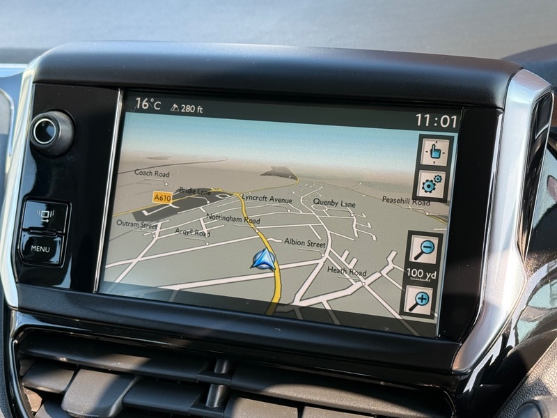 Used Peugeot 208 2012 for sale - 77766007: Photo 22