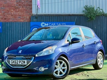Used Peugeot 208 2012 for sale - 77766007: Photo