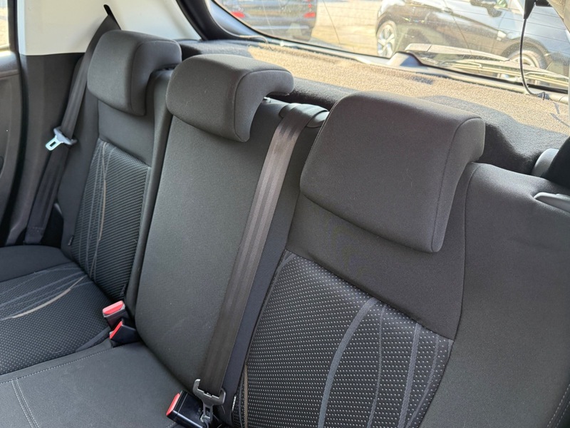 Used Peugeot 208 2012 for sale - 77766007: Photo 7