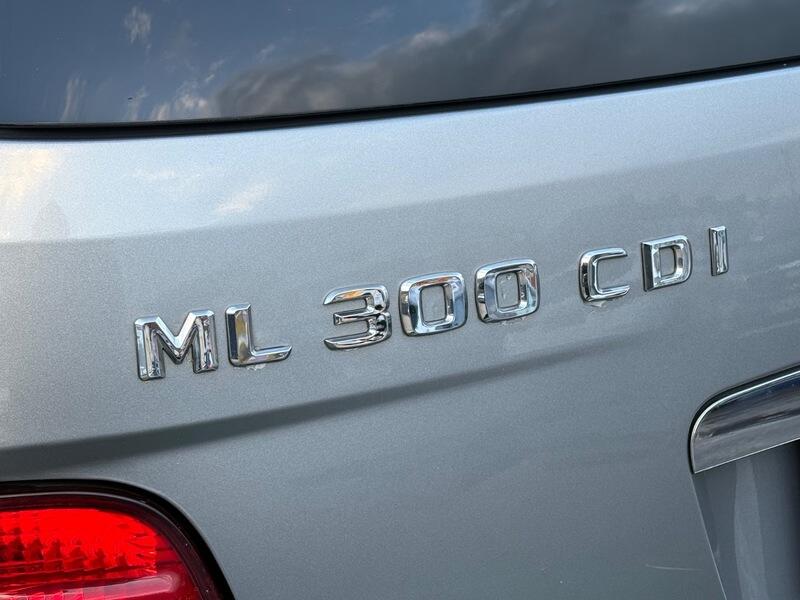 Used Mercedes-Benz M Class 2011 for sale - 78196715: Photo 7