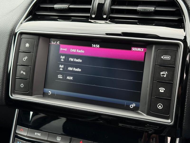 Used Jaguar XE 2015 for sale - 78196728: Photo 10