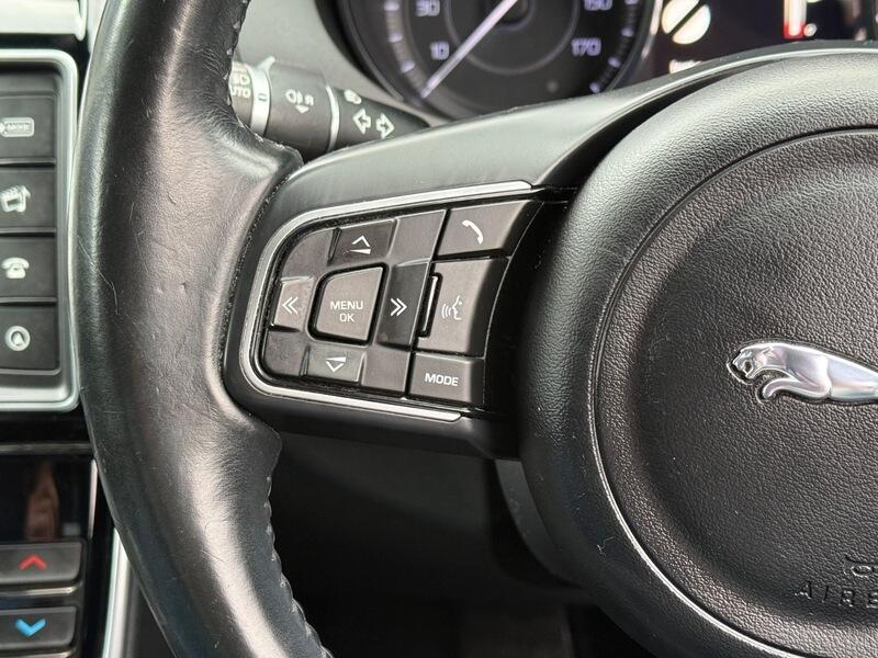 Used Jaguar XE 2015 for sale - 78196728: Photo 13