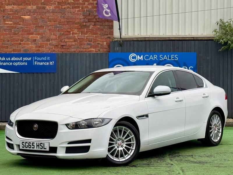 Used Jaguar XE 2015 for sale - 78196728: Photo 4