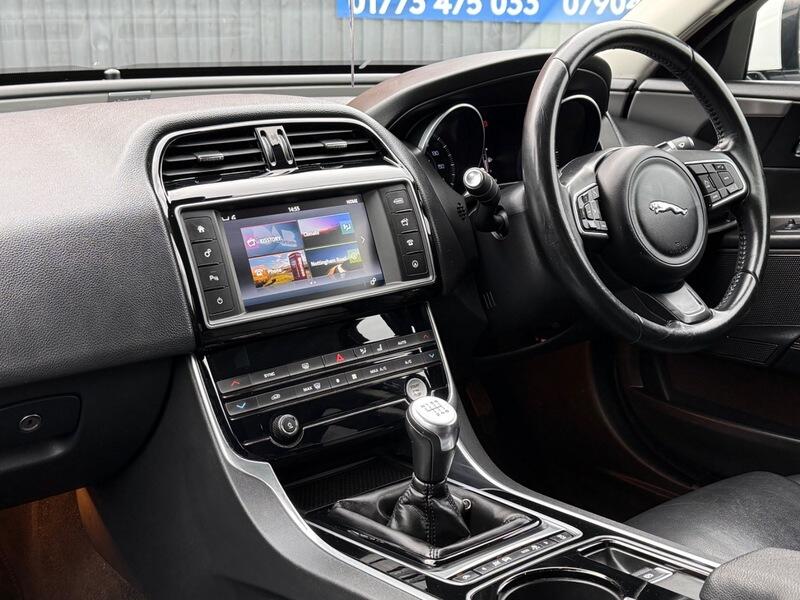 Used Jaguar XE 2015 for sale - 78196728: Photo 5