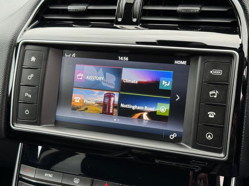 Used Jaguar XE 2015 for sale - 78196728: Photo 6