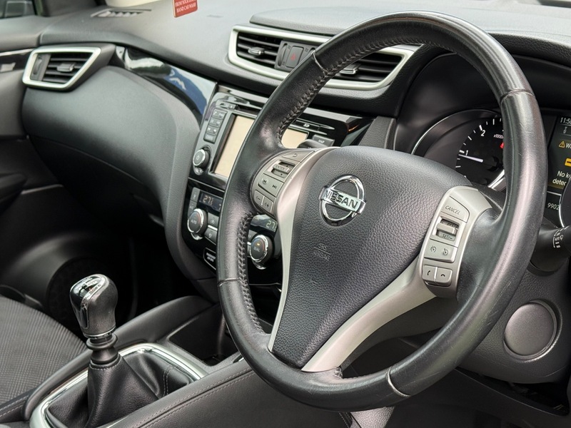 Used Nissan Qashqai 2016 for sale - 77162095: Photo 2