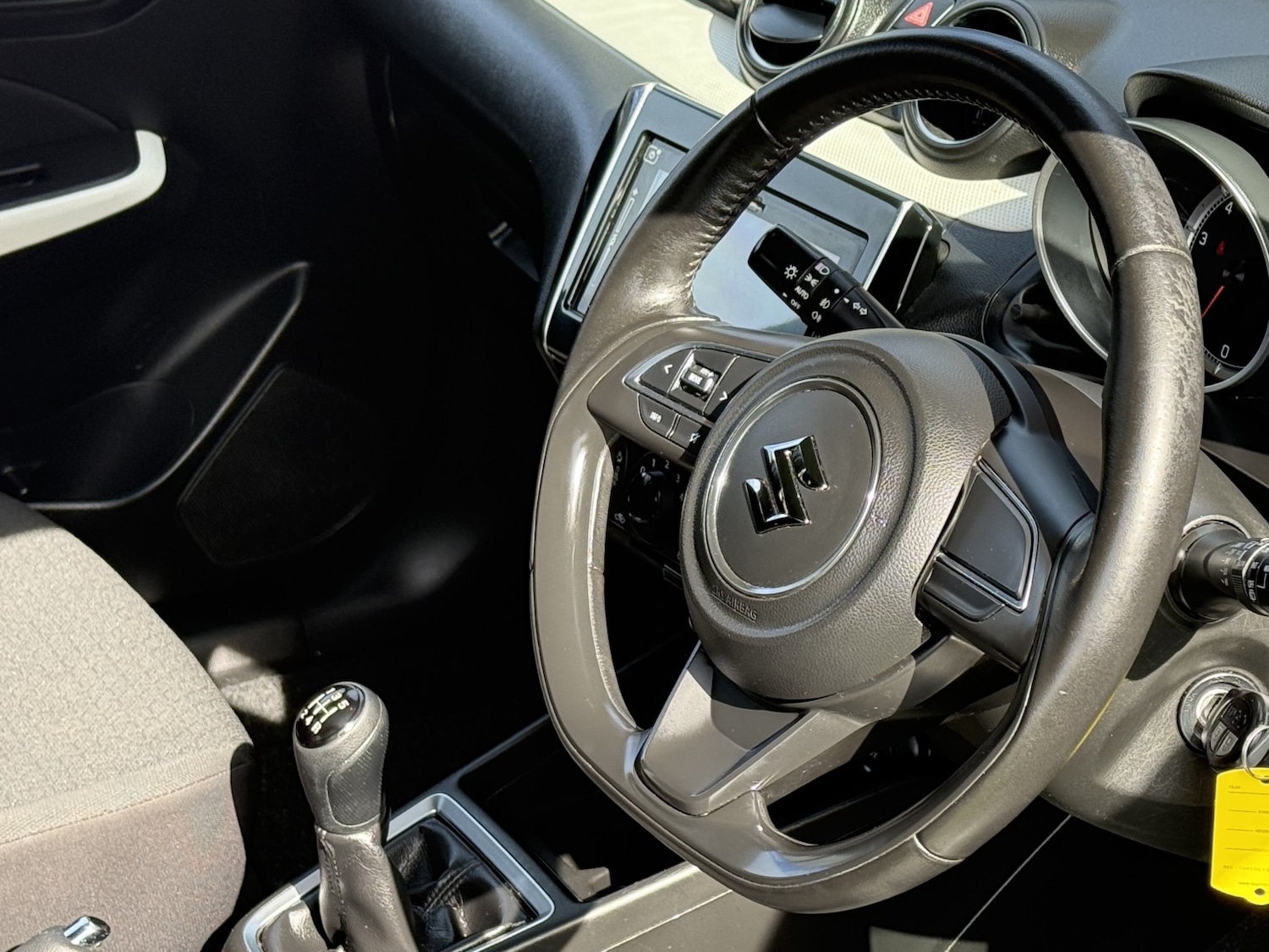 Used Suzuki Swift 2017 for sale - 78197966: Photo 2