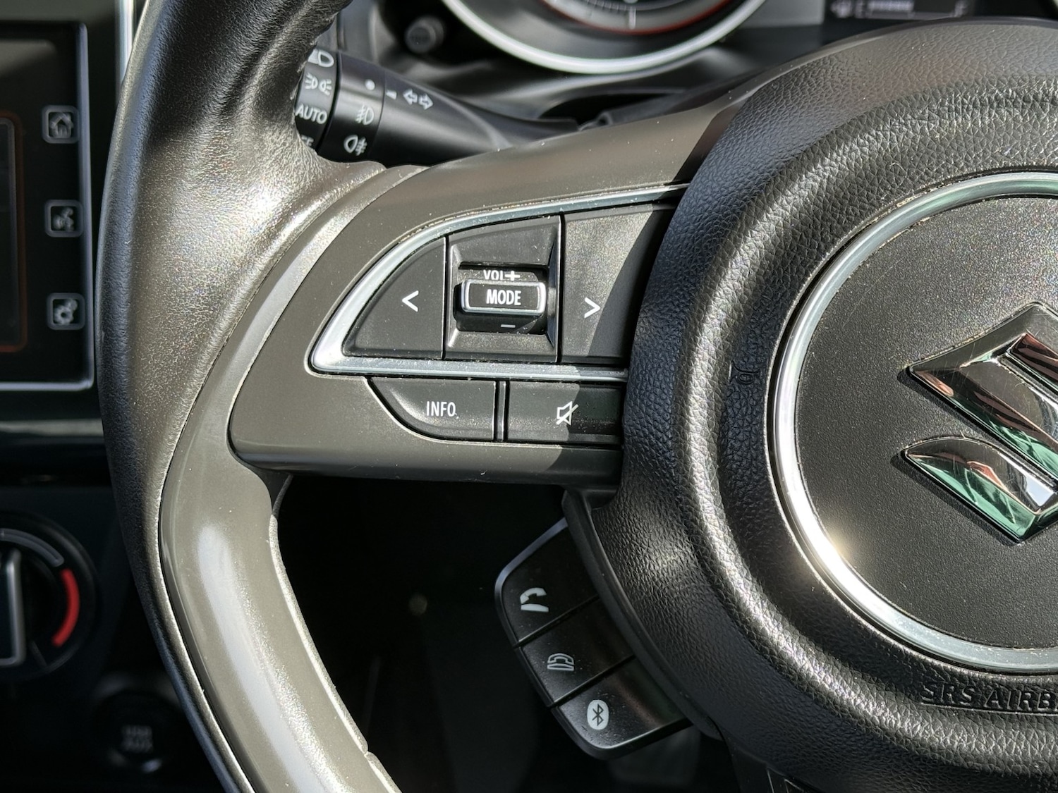 Used Suzuki Swift 2017 for sale - 78197966: Photo 5