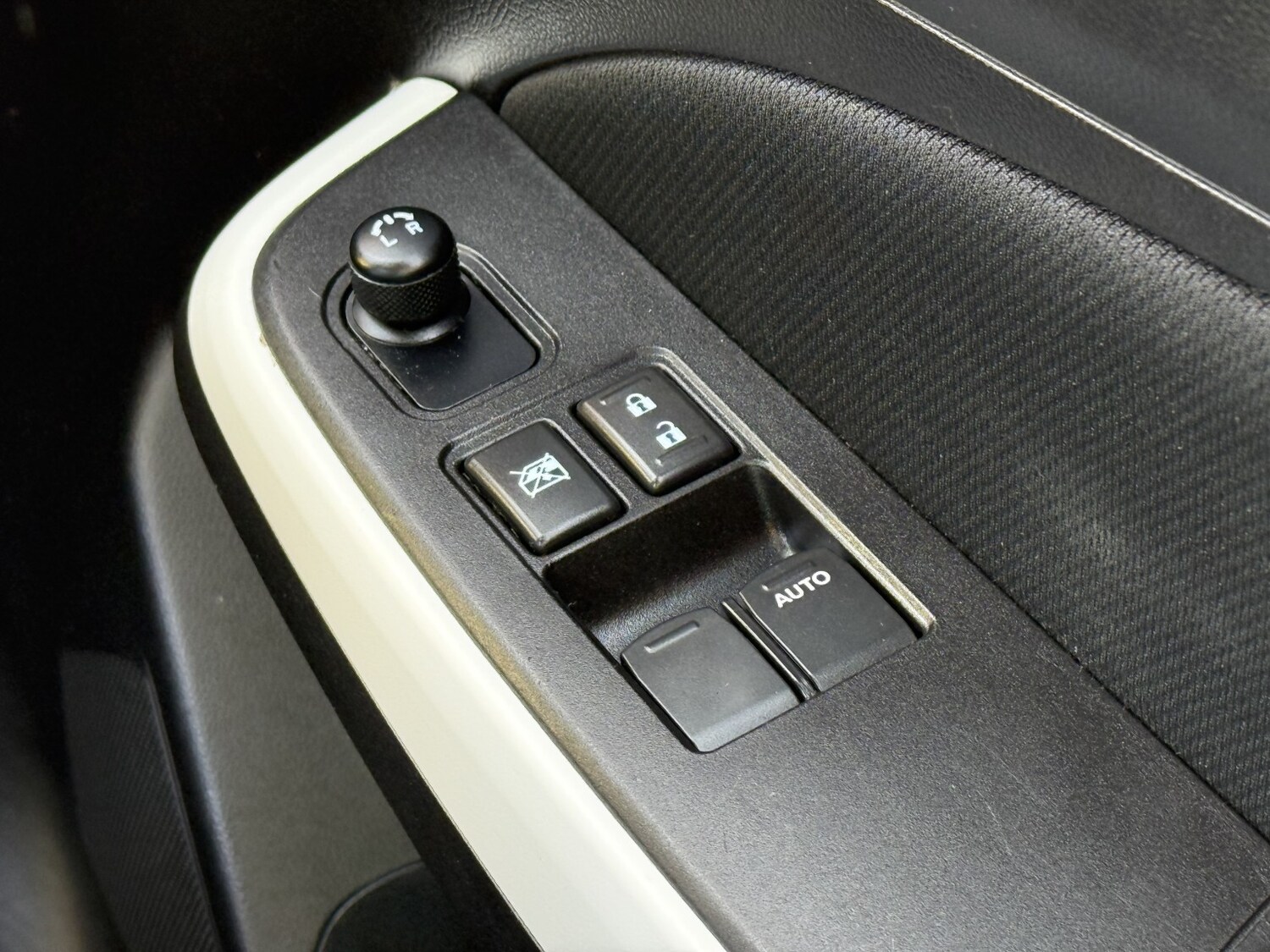 Used Suzuki Swift 2017 for sale - 78197966: Photo 7