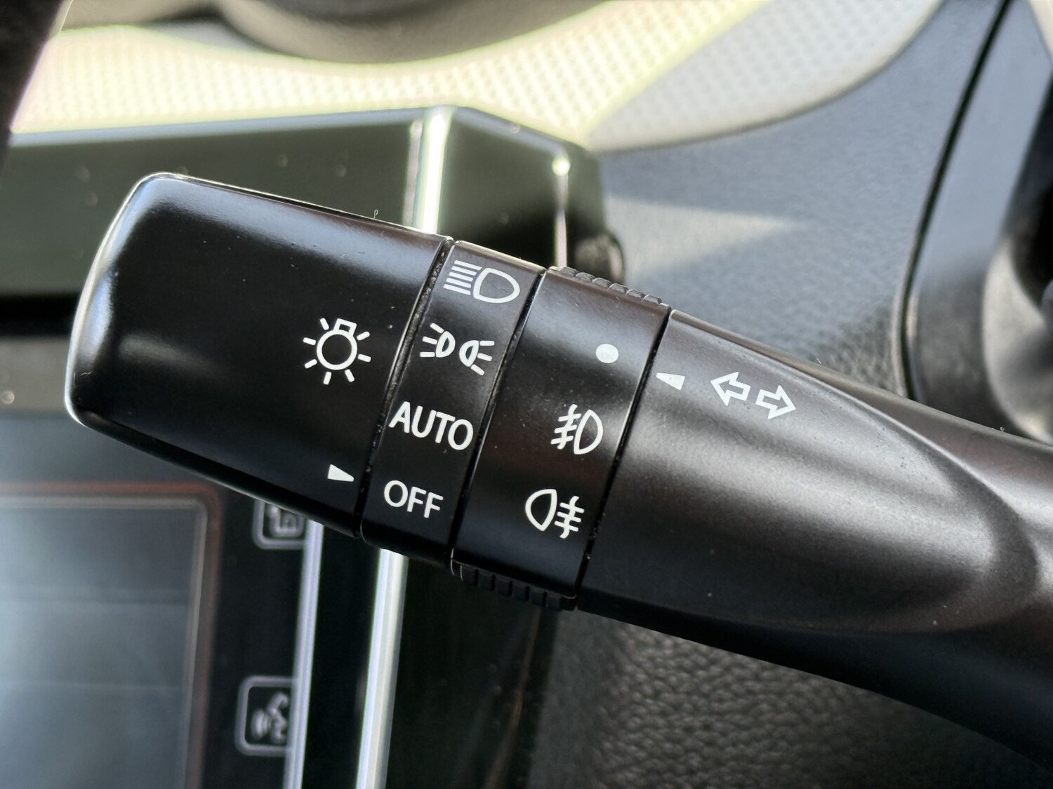 Used Suzuki Swift 2017 for sale - 78197966: Photo 9