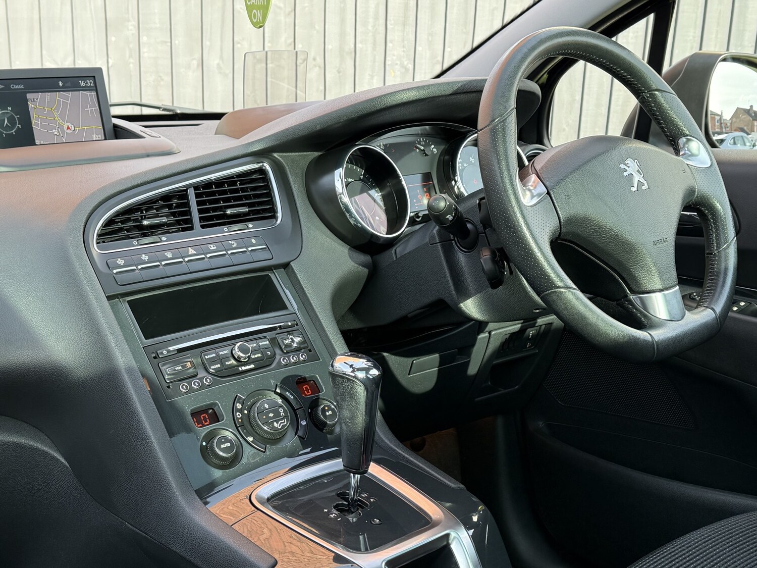 Used Peugeot 5008 2014 for sale - 78196701: Photo 16