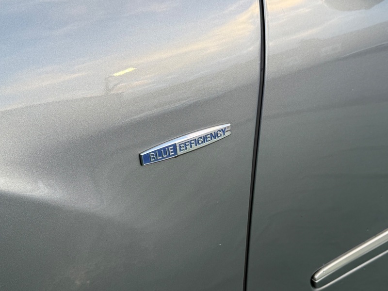 Used Mercedes-Benz SL 2011 for sale - 77622123: Photo 24