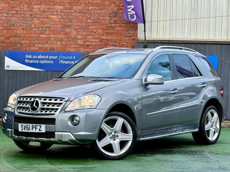 Used Mercedes-Benz SL 2011 for sale - 77622123: Photo 4