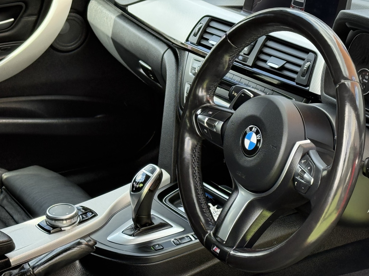 Used BMW 3 Series 2014 for sale - 78196718: Photo 2