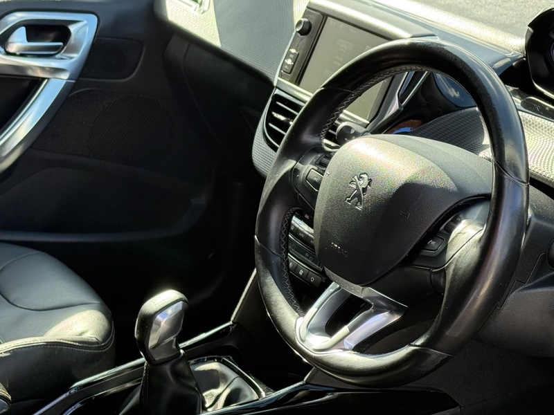 Used Peugeot 2008 2015 for sale - 77891447: Photo 2