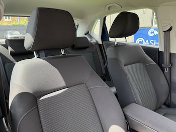 Used Volkswagen Polo 2017 for sale - 78674048: Photo