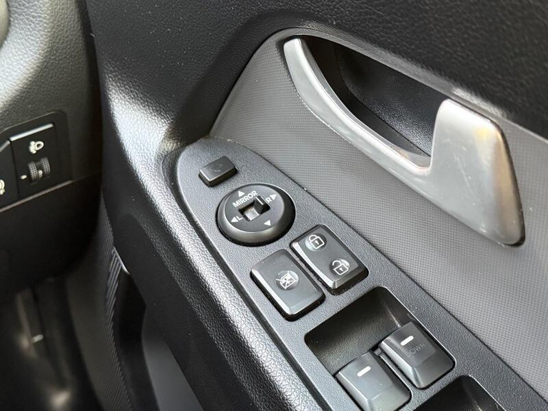 Used Kia Sportage 2011 for sale - 78196729: Photo 8