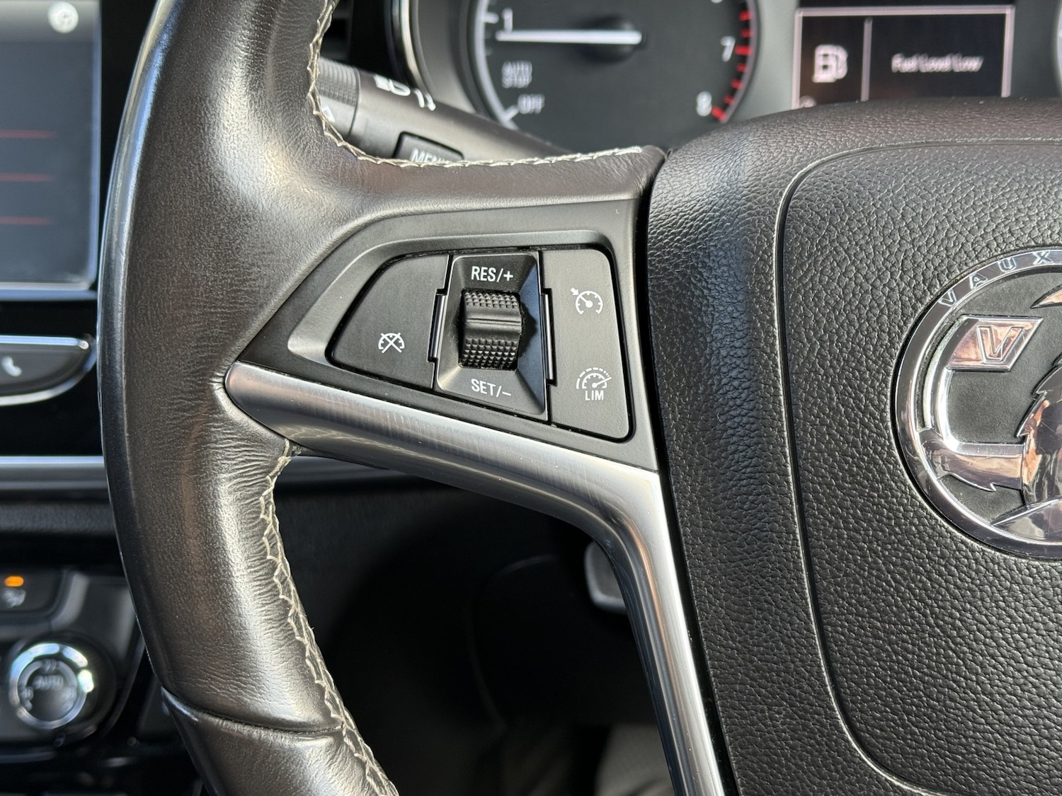 Used Vauxhall Mokka 2018 for sale - 78196709: Photo 8