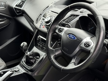Used Ford Kuga 2015 for sale - 79463441: Photo