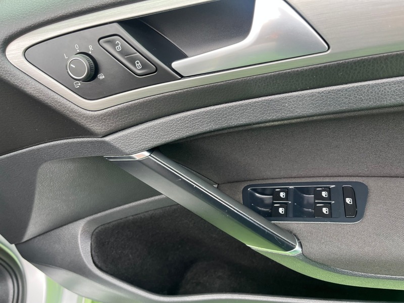 Used Volkswagen Golf 2015 for sale - 76163747: Photo 17