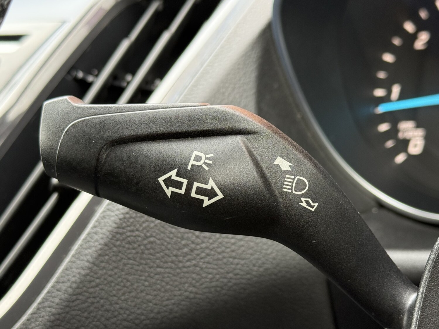 Used Ford Kuga 2016 for sale - 78222995: Photo 32