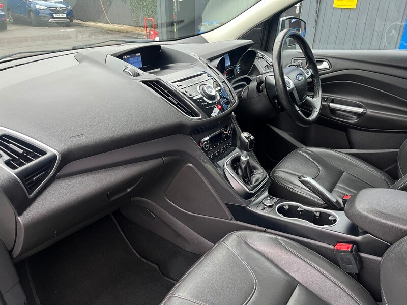 Used Ford Kuga 2015 for sale - 76445924: Photo 17