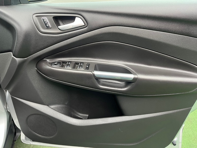 Used Ford Kuga 2015 for sale - 76445924: Photo 19