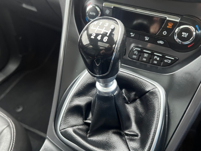 Used Ford Kuga 2015 for sale - 76445924: Photo 26