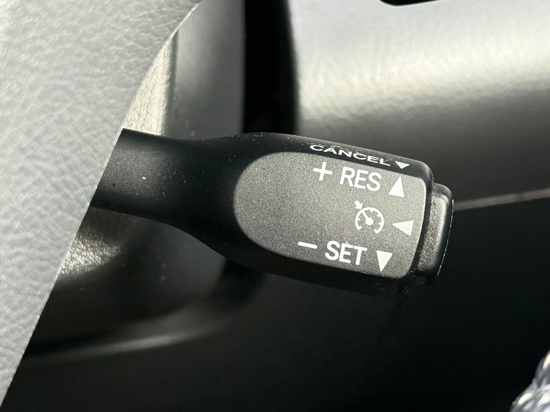 Used Toyota RAV4 2011 for sale - 77140377: Photo 15