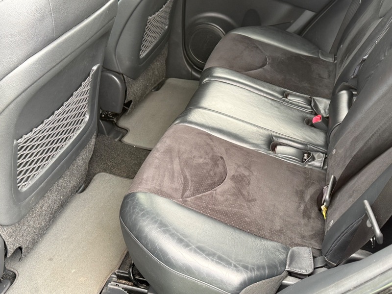 Used Toyota RAV4 2011 for sale - 77140377: Photo 6