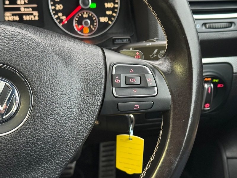 Used Volkswagen EOS 2011 for sale - 77452682: Photo 8