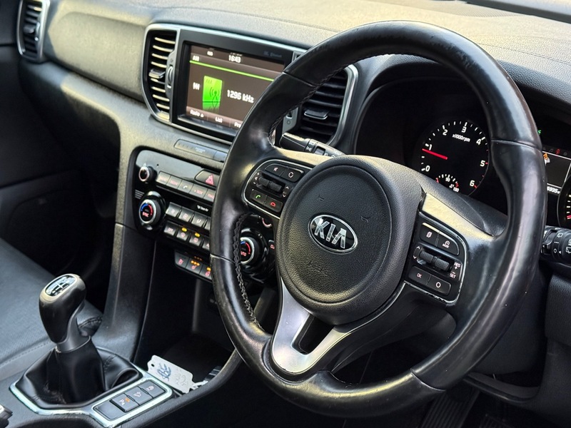 Used Kia Sportage 2016 for sale - 77622142: Photo 2