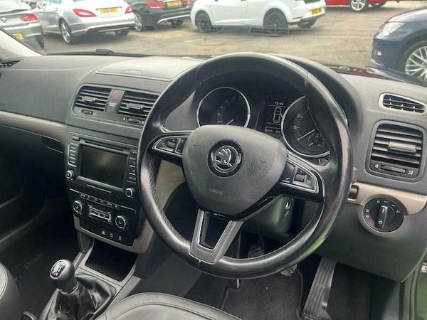 Used Skoda Yeti 2014 for sale - 75597505: Photo 25