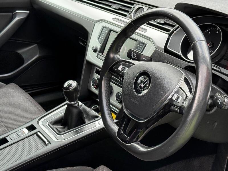 Used Volkswagen Passat 2015 for sale - 78196710: Photo 2